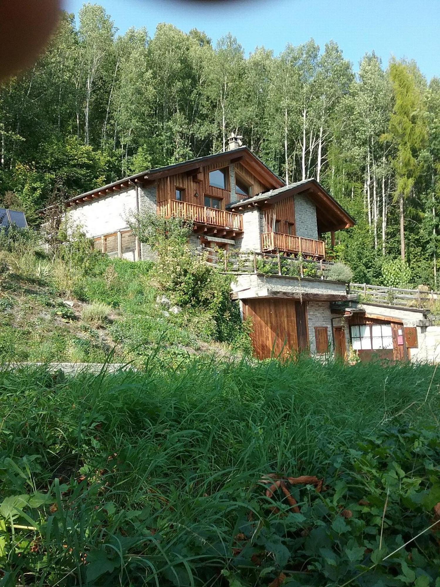 Artemisia B&B Ла-Саль Экстерьер фото